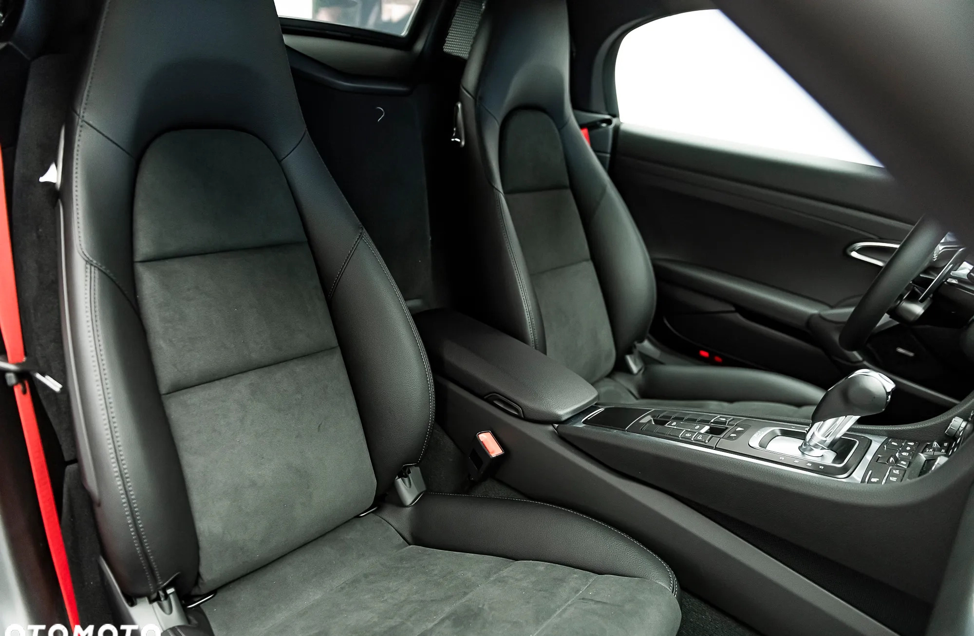 Porsche 718 Boxster cena 411236 przebieg: 10, rok produkcji 2023 z Kcynia małe 154